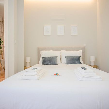 Liiiving In Porto - Aliados Stone Apartment Eksteriør billede