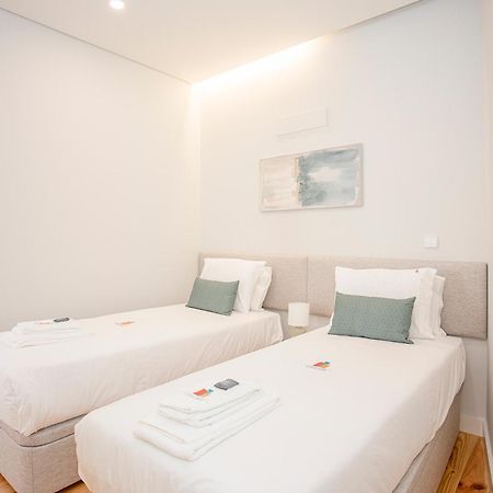 Liiiving In Porto - Aliados Stone Apartment Eksteriør billede