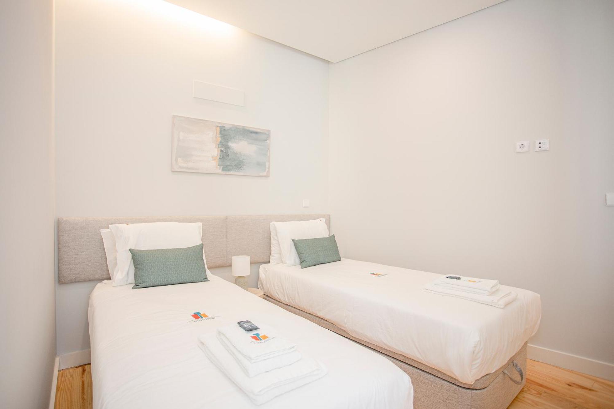 Liiiving In Porto - Aliados Stone Apartment Eksteriør billede