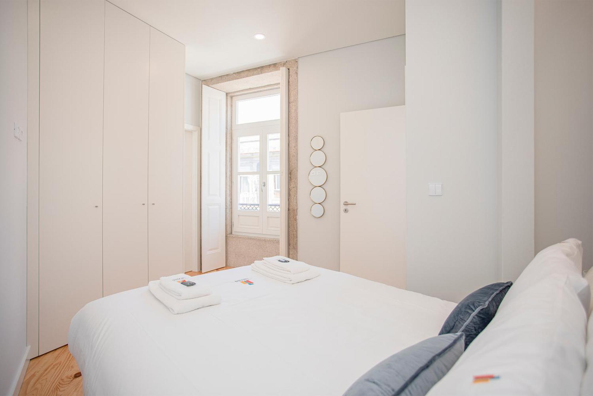 Liiiving In Porto - Aliados Stone Apartment Eksteriør billede