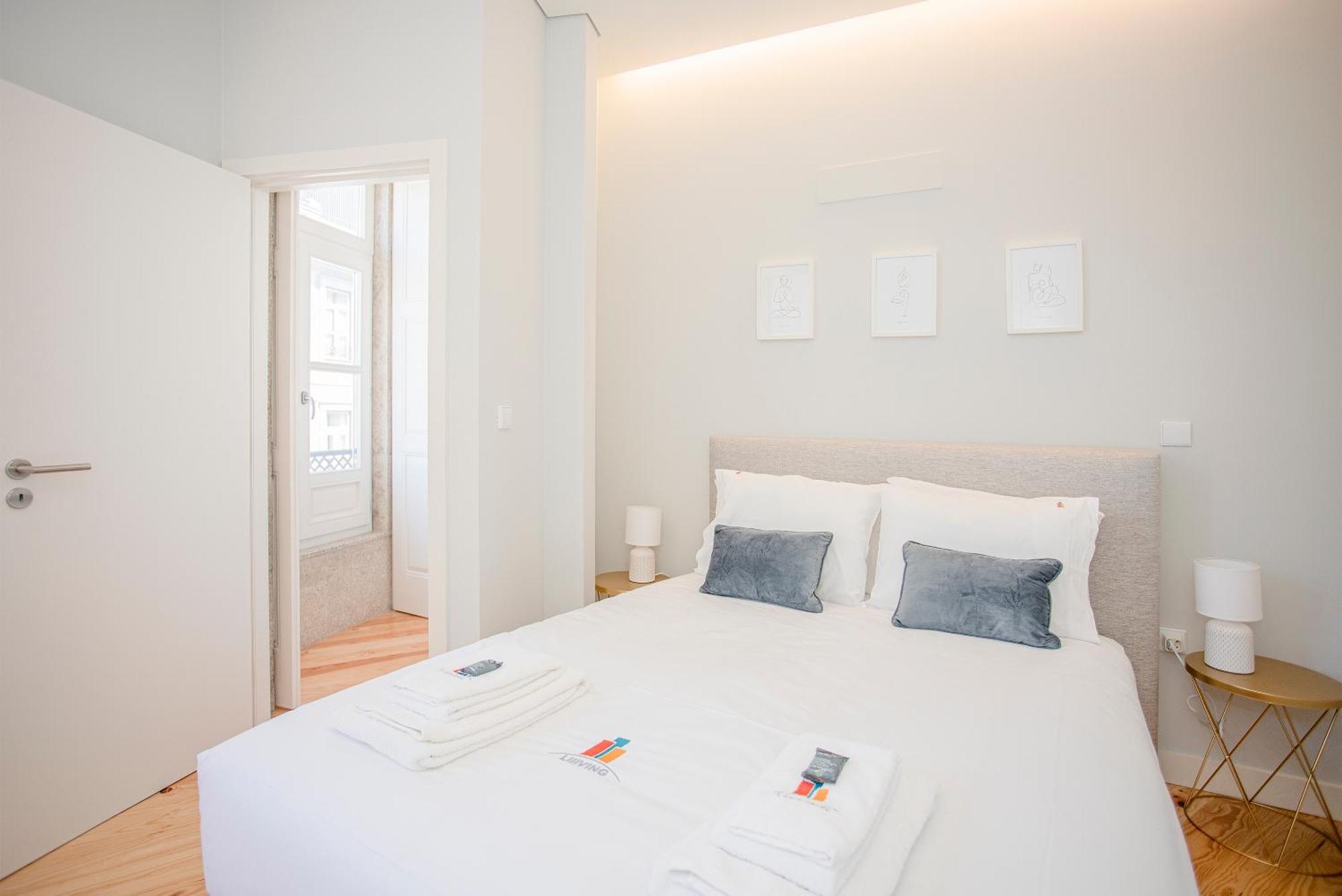 Liiiving In Porto - Aliados Stone Apartment Eksteriør billede