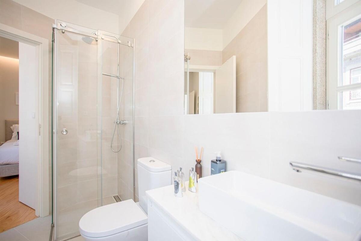 Liiiving In Porto - Aliados Stone Apartment Eksteriør billede
